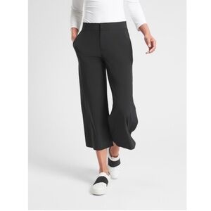 Athleta Tribeca Crop Pant, Black Size 0